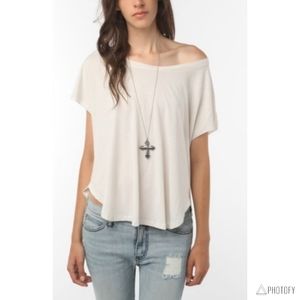 NWOT Women's Mouchette Soft High Low Hem Tee - Cream